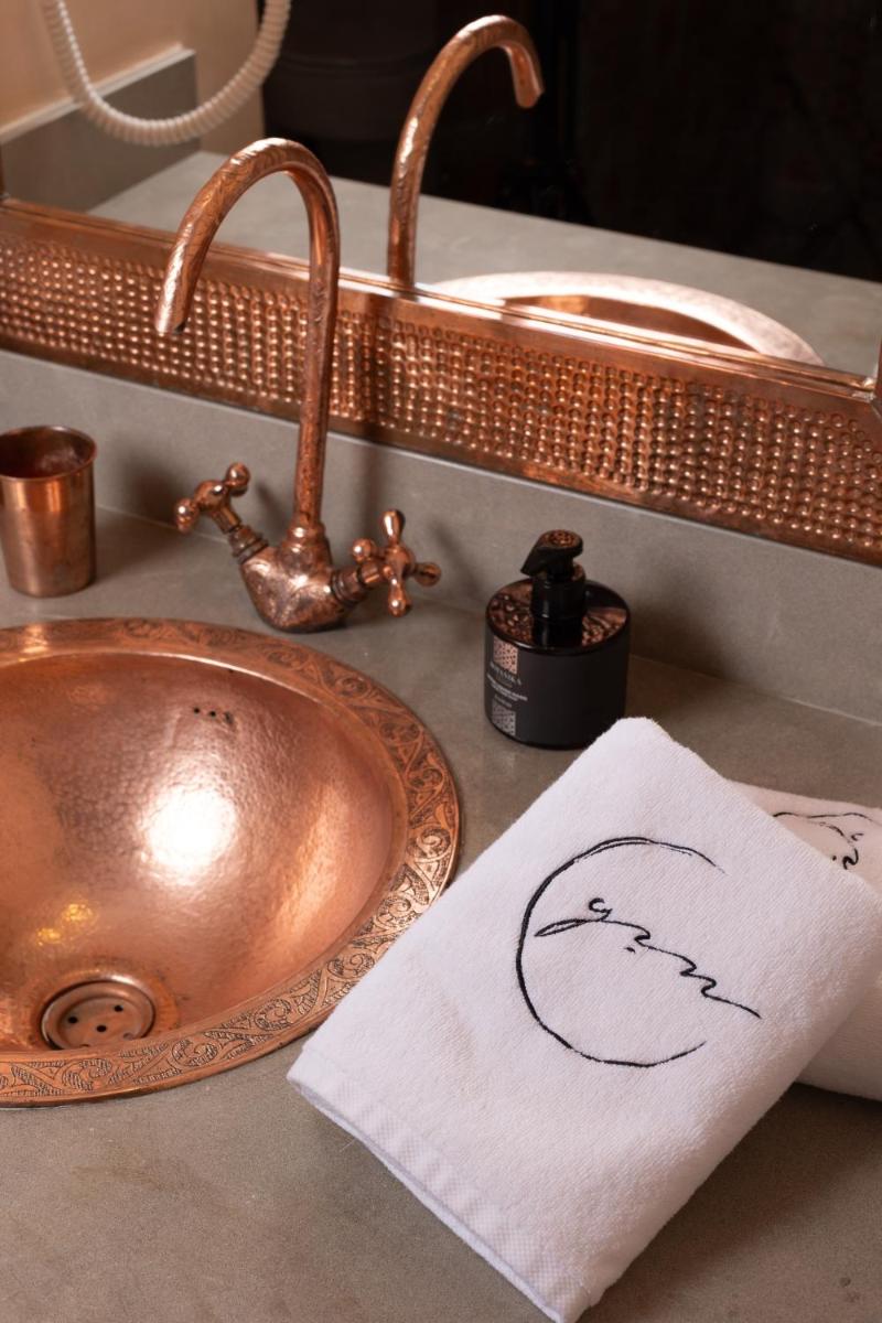 Yin Hotel & Spa