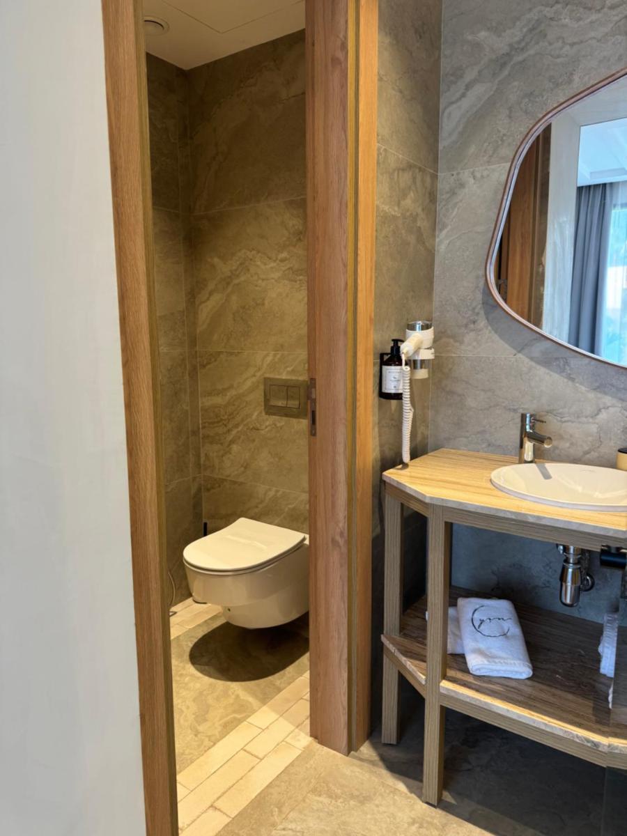 Yin Hotel & Spa