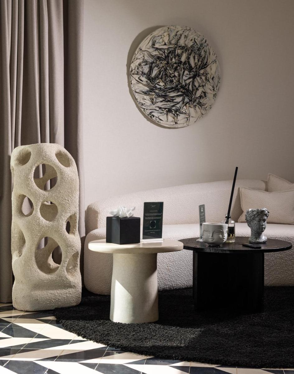 Yin Hotel & Spa