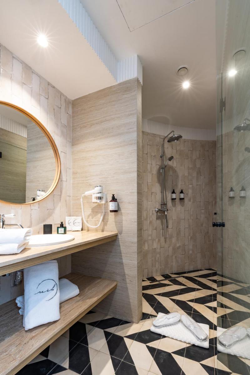 Yin Hotel & Spa