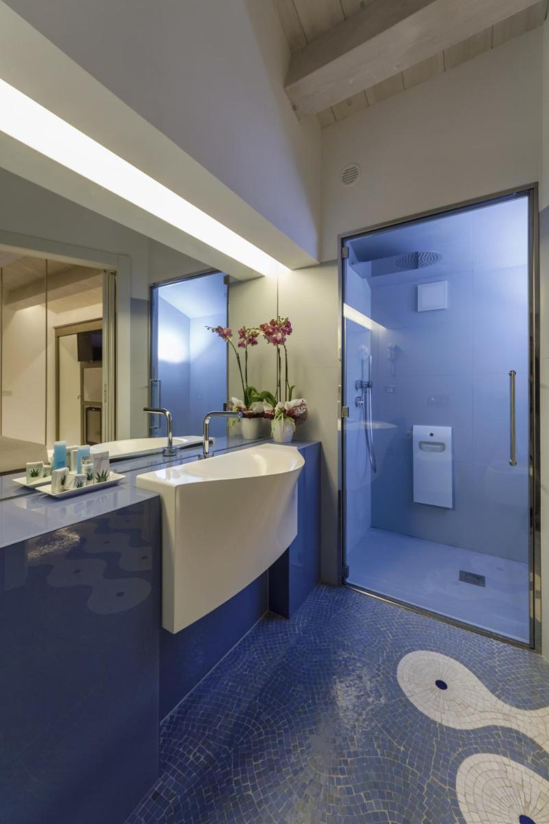 Zafran Boutique Hotel