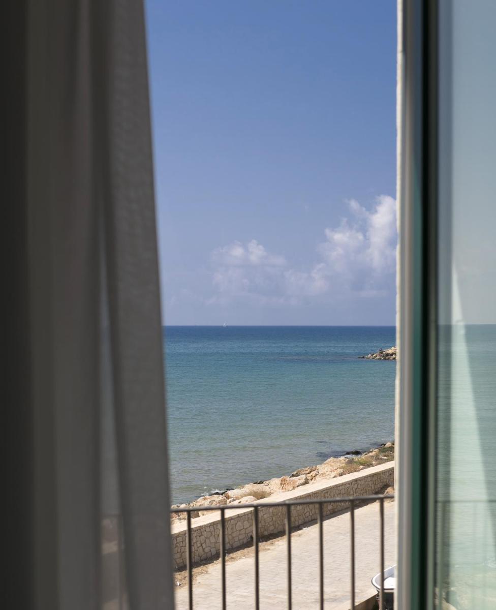 Zafran Boutique Hotel