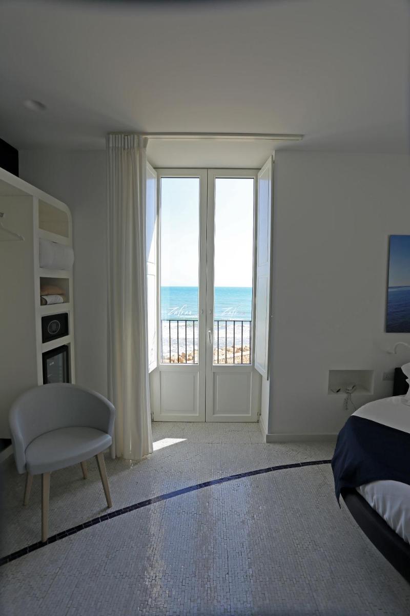 Zafran Boutique Hotel