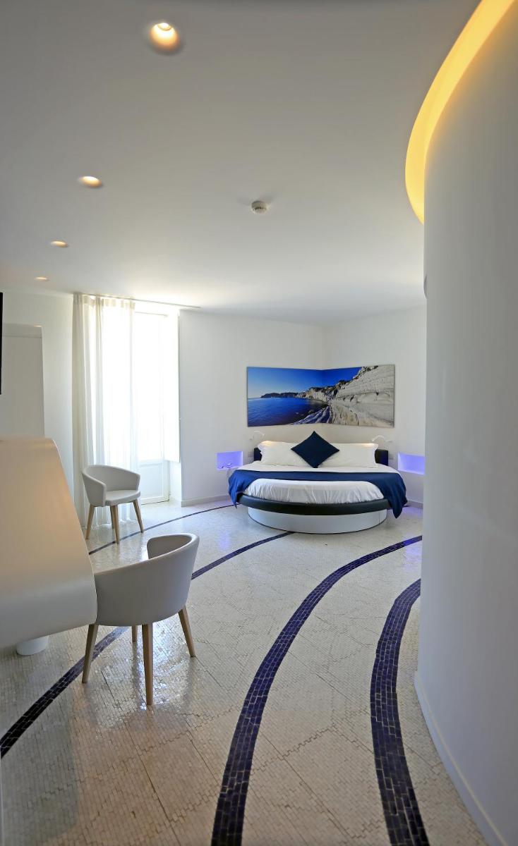 Zafran Boutique Hotel