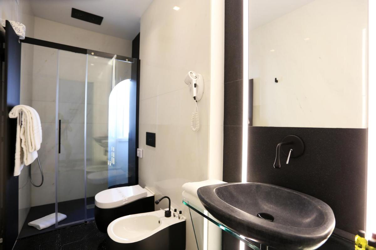 Zafran Boutique Hotel