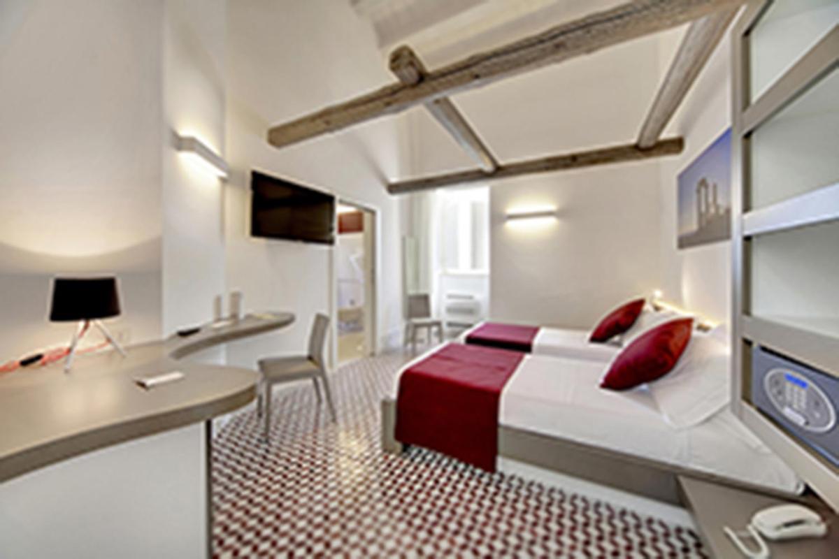 Zafran Boutique Hotel