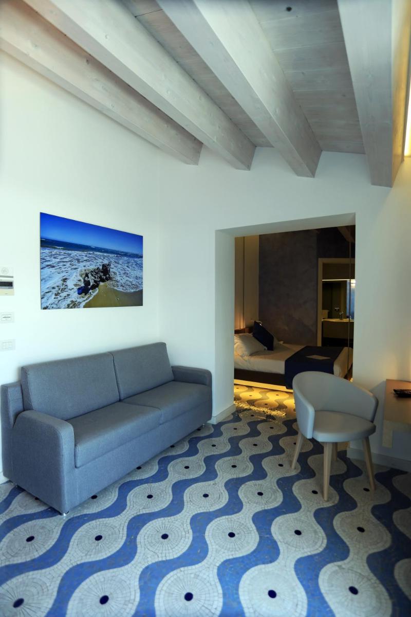 Zafran Boutique Hotel
