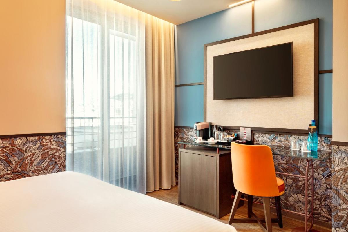 Zeus Essence Athens Central, former Athens Key