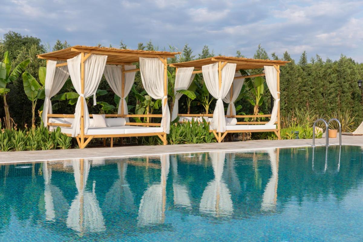 Zigo's Hotel