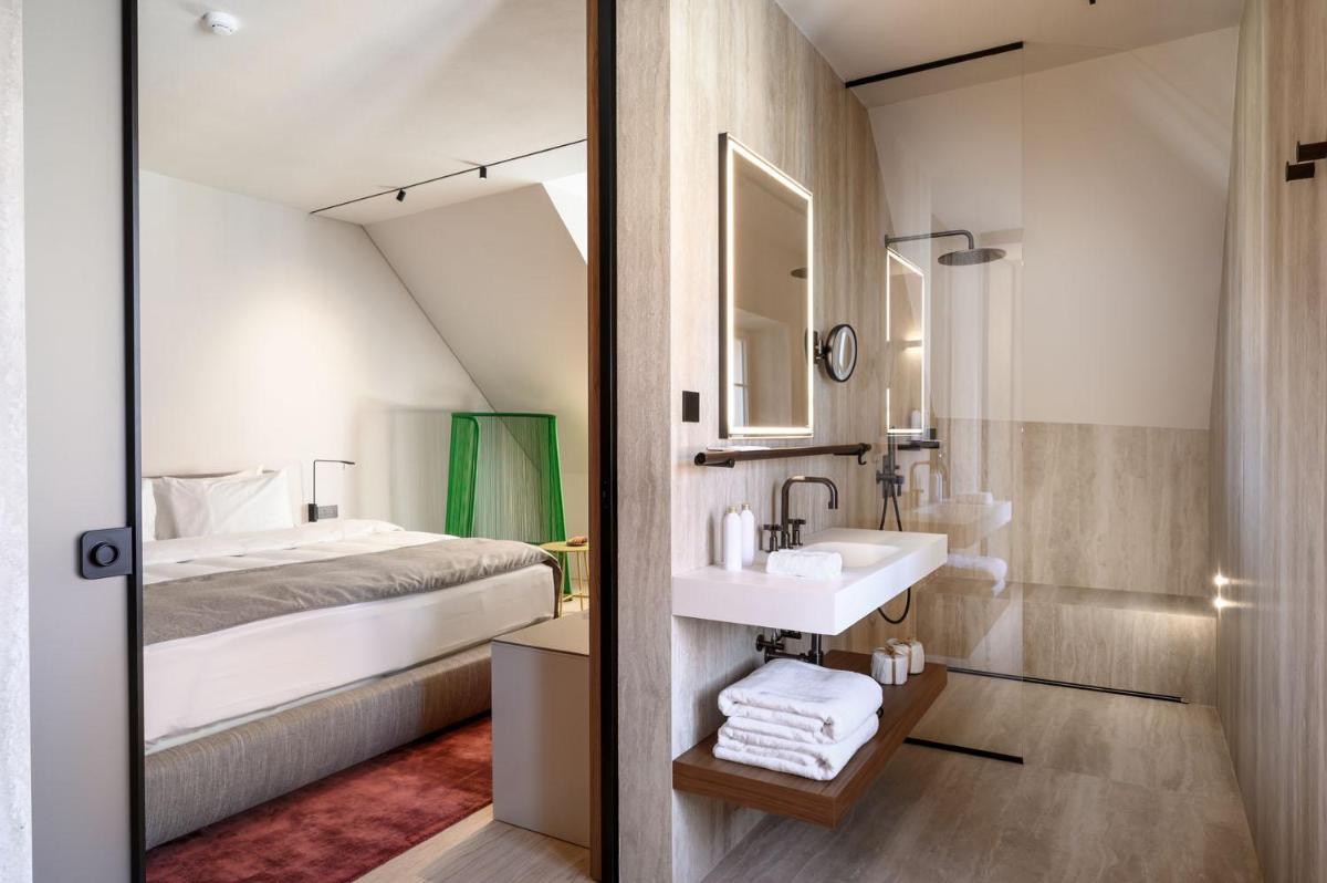 Zlata Ladjica Boutique Hotel