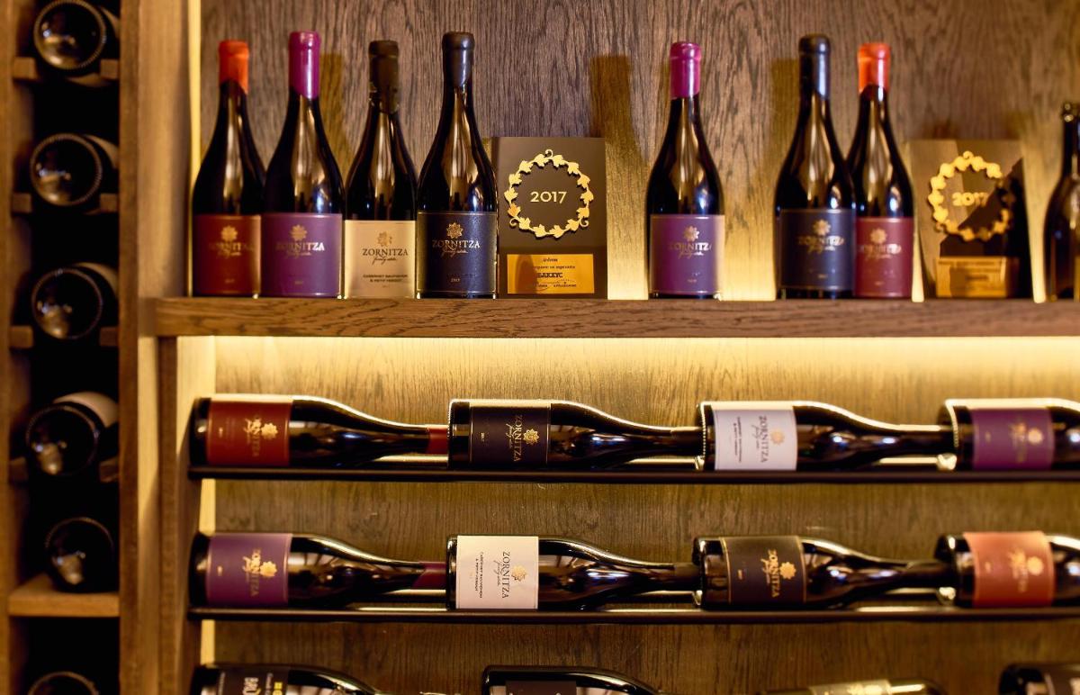 Zornitza Family Estate Relais & Chateaux