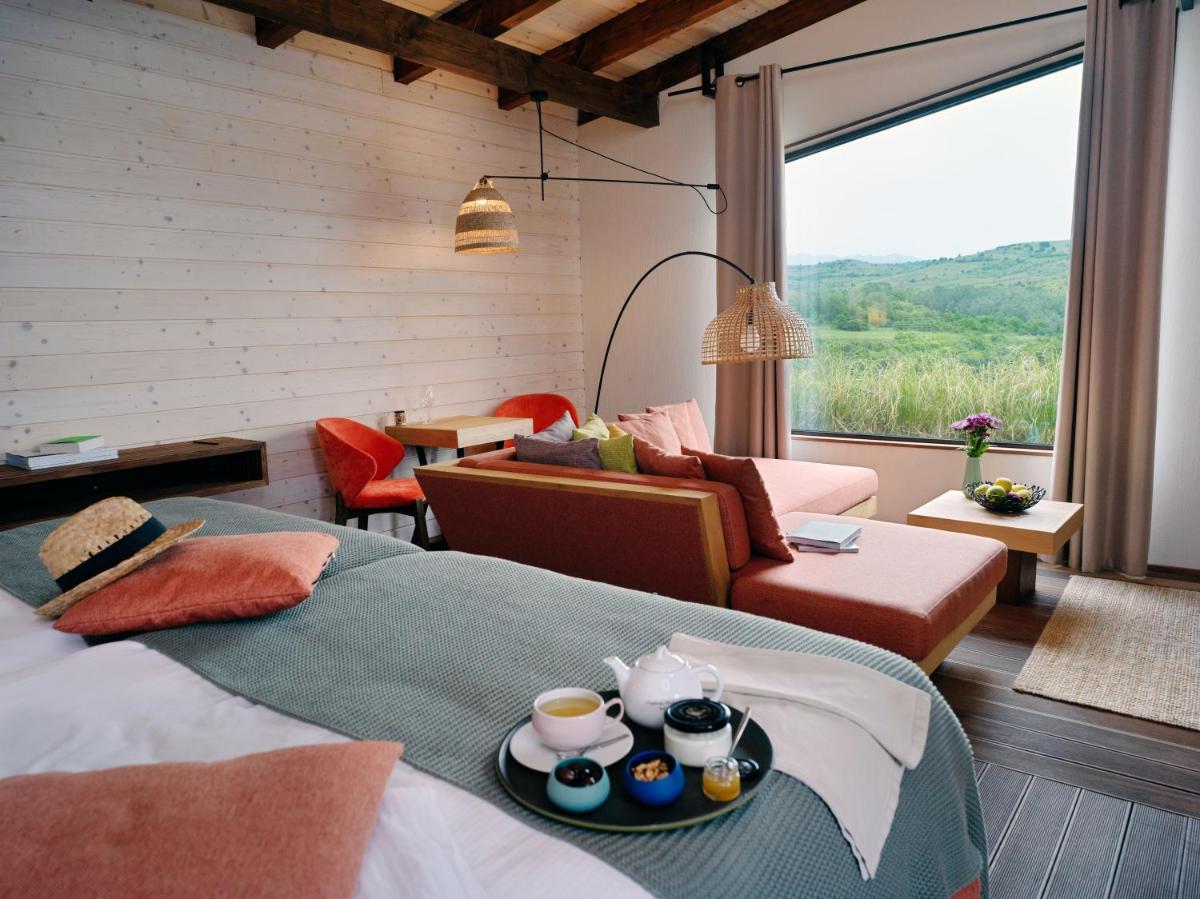 Zornitza Family Estate Relais & Chateaux