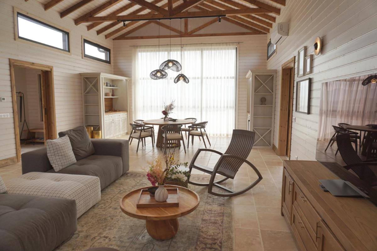 AYA Estate Relais & Chateaux
