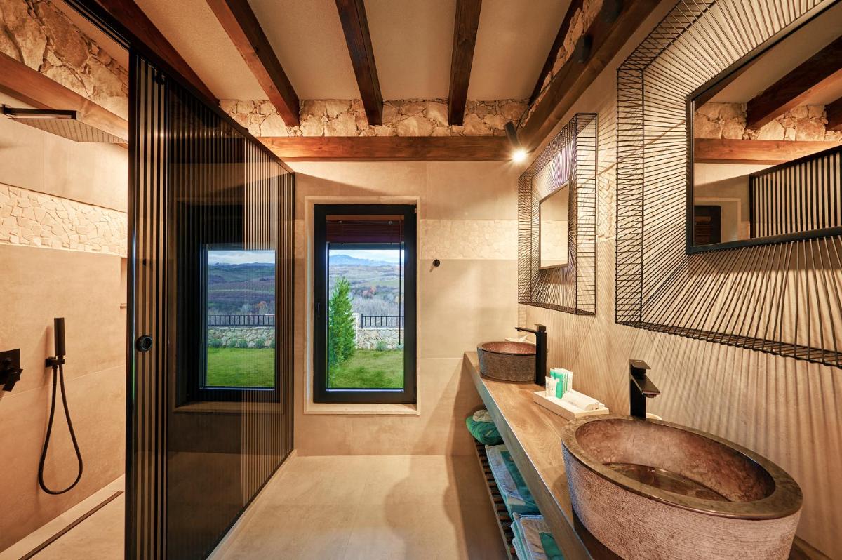AYA Estate Relais & Chateaux
