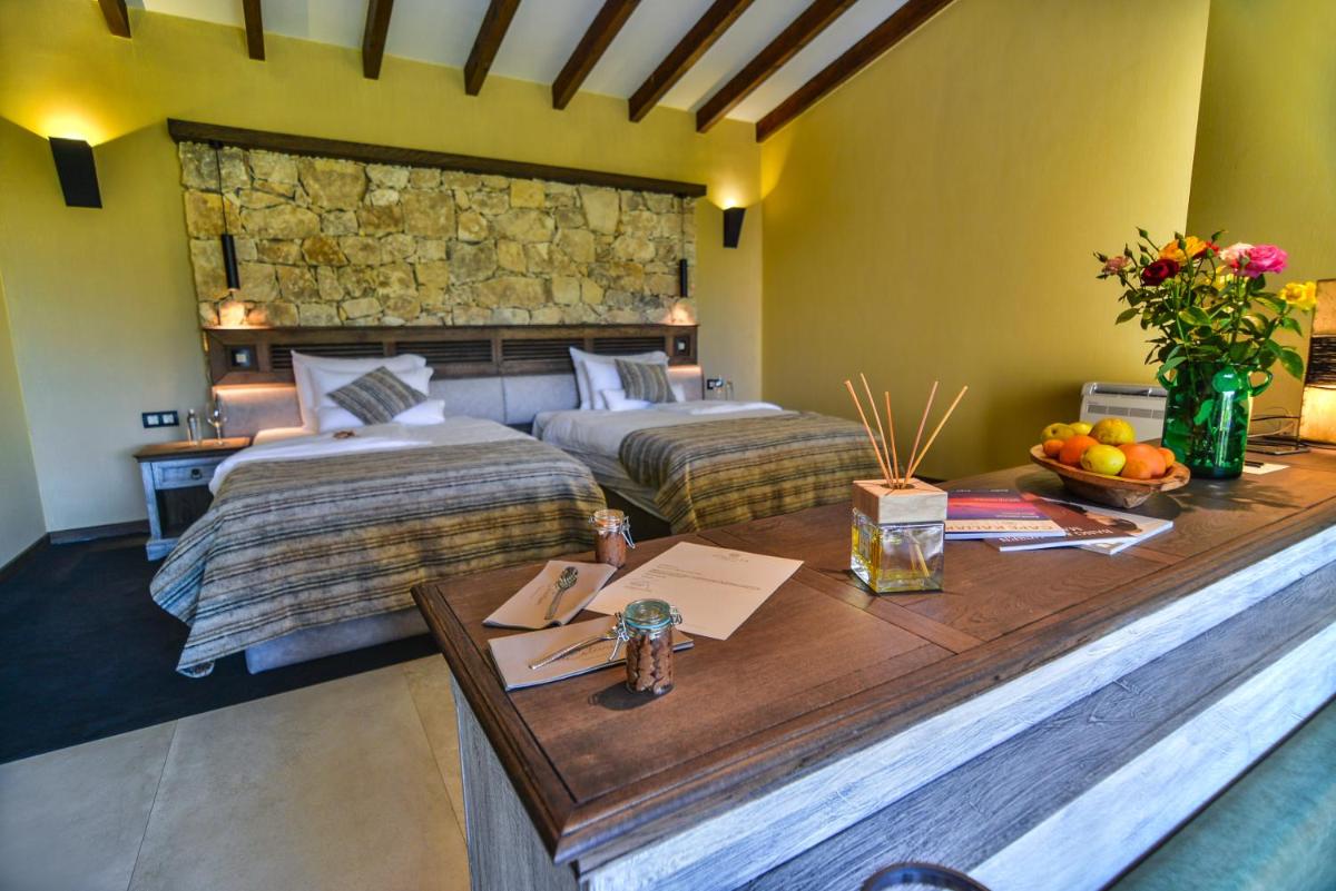 AYA Estate Relais & Chateaux