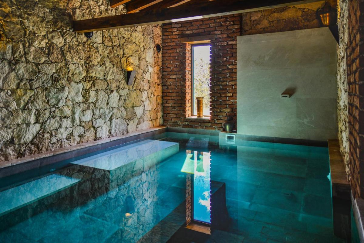 AYA Estate Relais & Chateaux