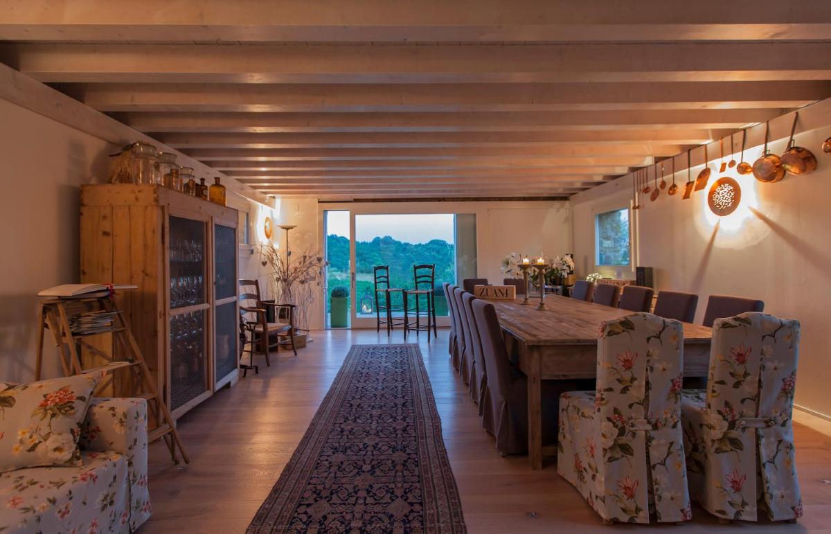 Zuani Casa