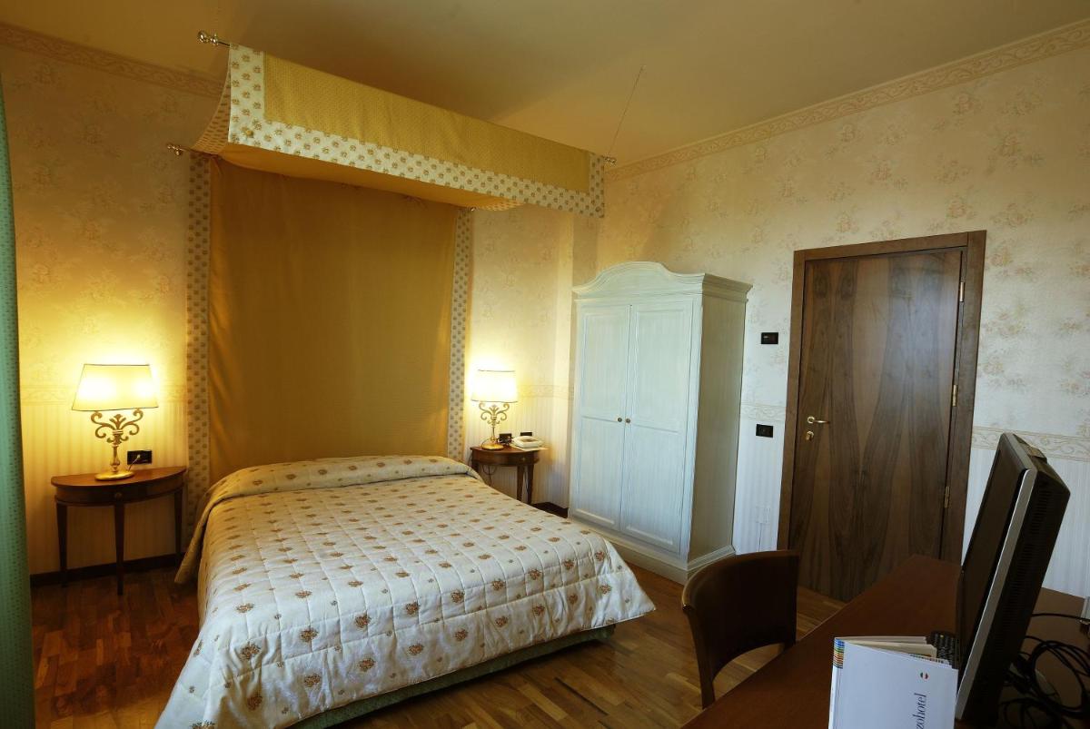 Zunica Ospitalità dal 1880