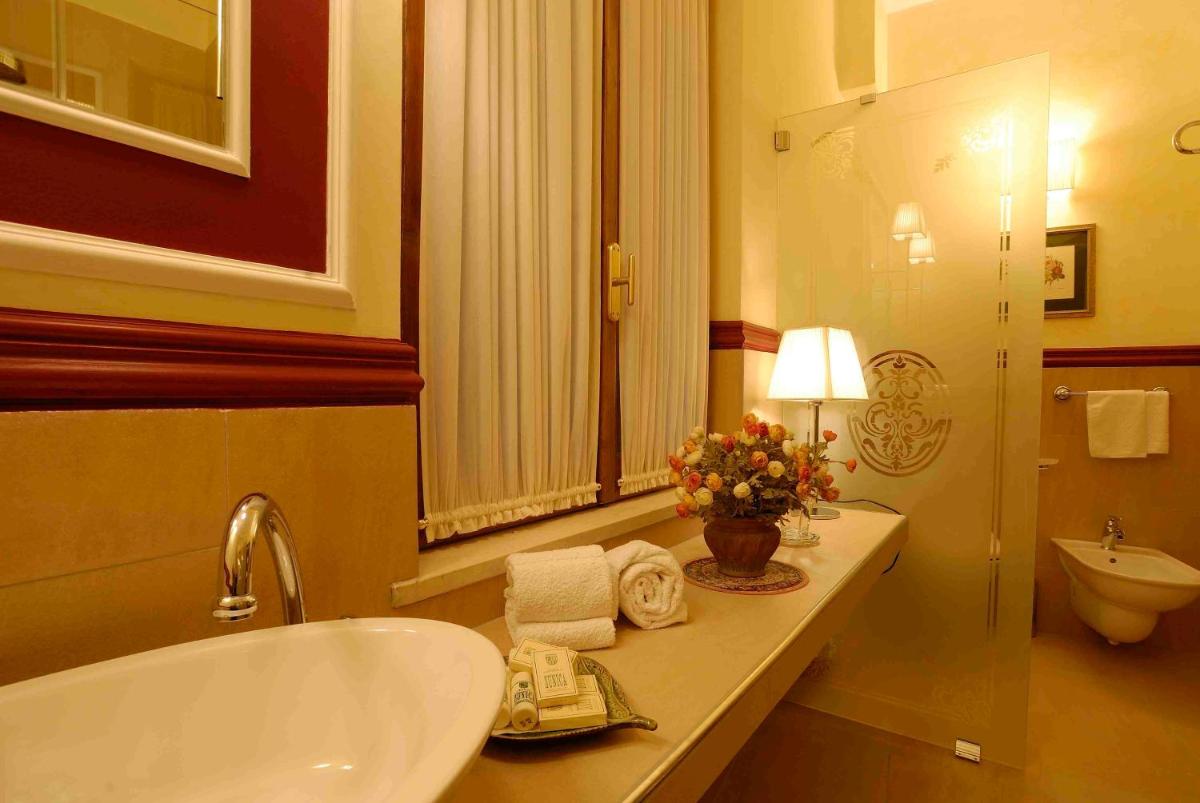 Zunica Ospitalità dal 1880