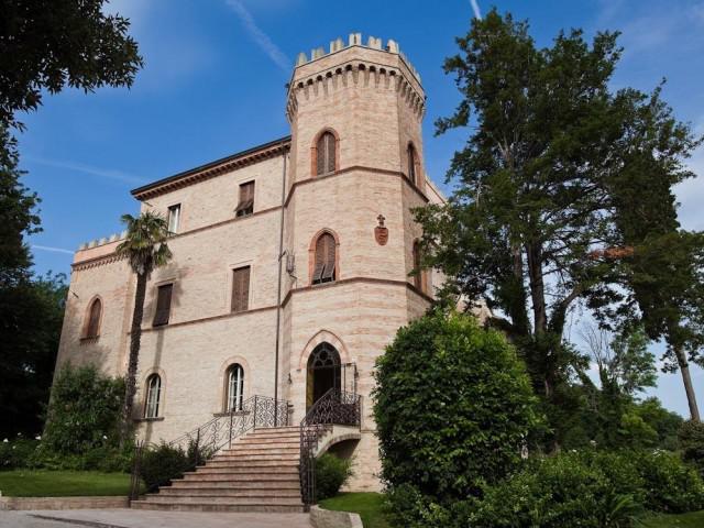 Castello Montegiove