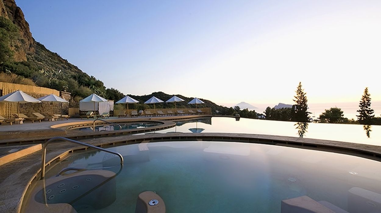 Hotel Raya Panarea