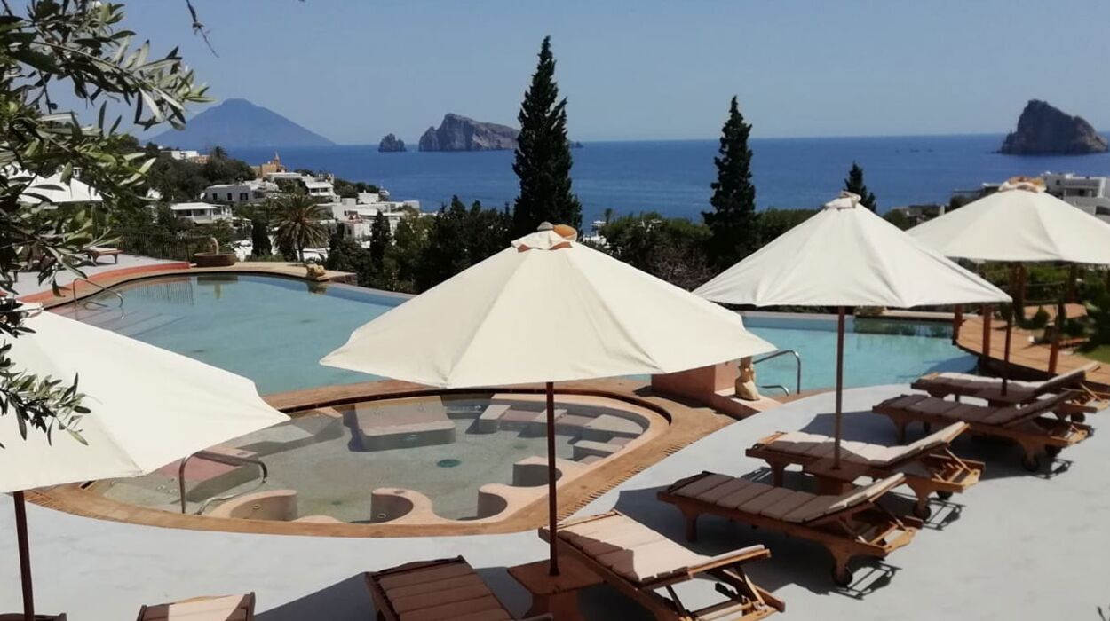 Hotel Raya Panarea