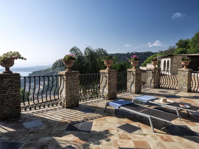 Apartamento de 1 dormitorio, Eolie con terraza, vista al mar y Etna