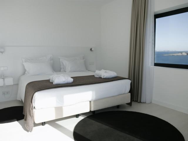 Classic room partial sea view