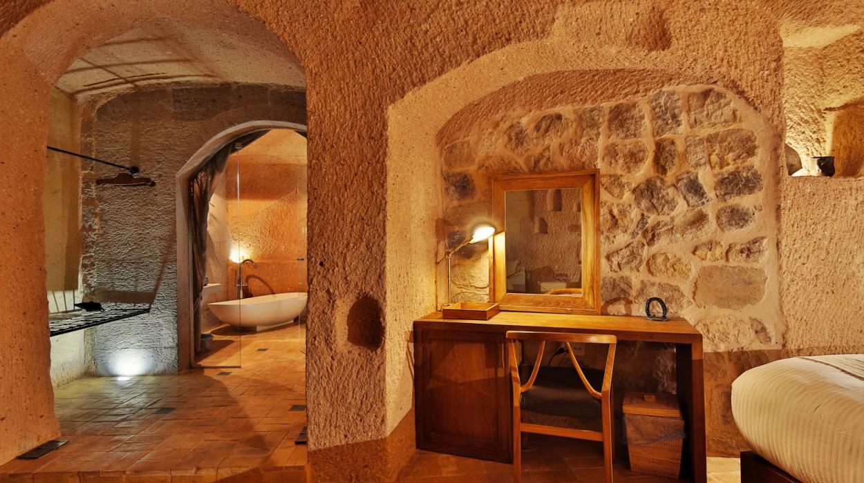 Millstone Cave Suites Hotel