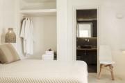  Premium One-Bedroom Suite
