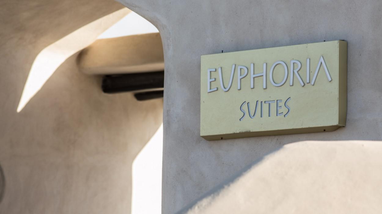 Naxos Euphoria Suites 