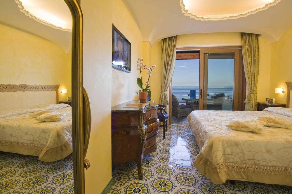 Strand Hotel Delfini Terme