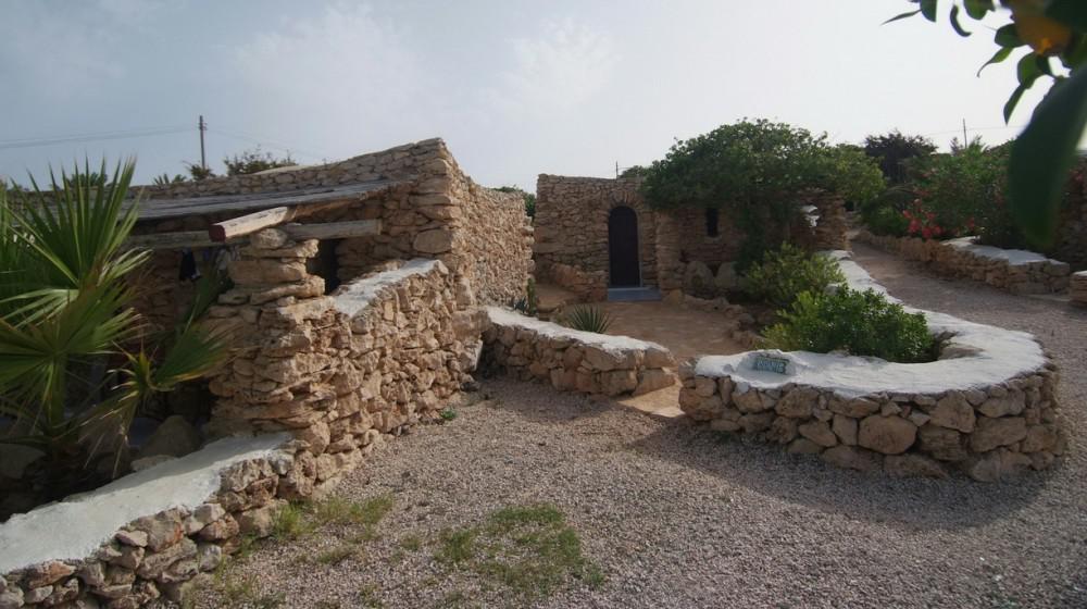 Villaggio Albergo I Dammusi di Borgo Cala Creta