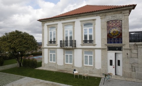 Solar Egas Moniz-Charming House & Local Experiences